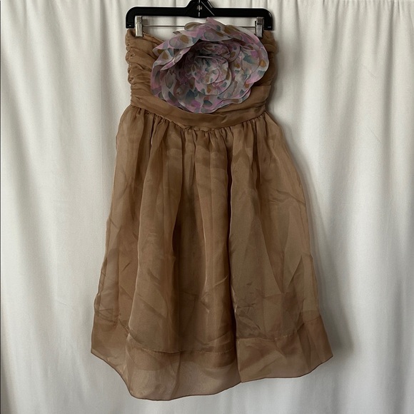 Cynthia Rowley NWT Camel Floral Strapless Mini Dress **Size 6** 🌸🌸 - Picture 2 of 6